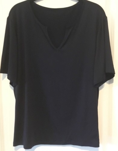 Women’s 2 Pc. Black and White S/S Lounge Set In Size 3XL - Picture 2 of 4
