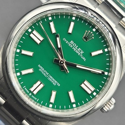 Rolex Oyster Perpetual Men's 41MM SS W/ Green Dial 124300 Complete 2024 Original