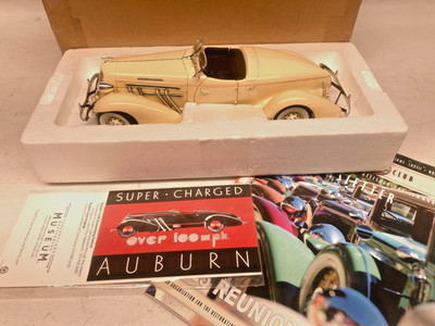1935 Auburn 851  Speedster Hamilton Mint Ertl Limited Edition 1:18 scale - LE SC