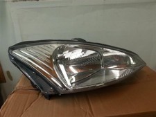 Passenger Headlight Excluding Svt Without 4 Hid Bulbs Fits 00-02 Focus 150659 Passenger Headlight Excluding Svt Without 4 Hid Bulbs Fits 00-02 Focus 150659