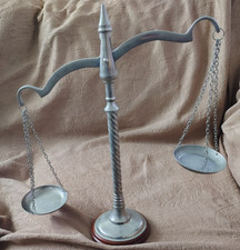 Scale of Justice - Two-Pan Balance Scale with Two Hanging Pans Plates - Decor