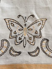Vintage Embroidered Linen Guest/Tea Towel Butterflies 27x15.5