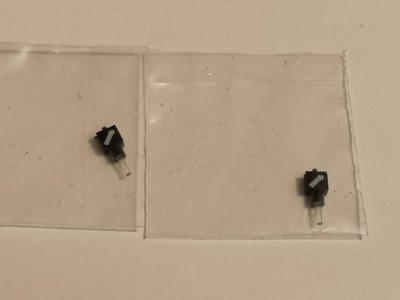 (4)  Minitrix Spur N   2  Weichenlaternen   Rechts     NEUWERTIG