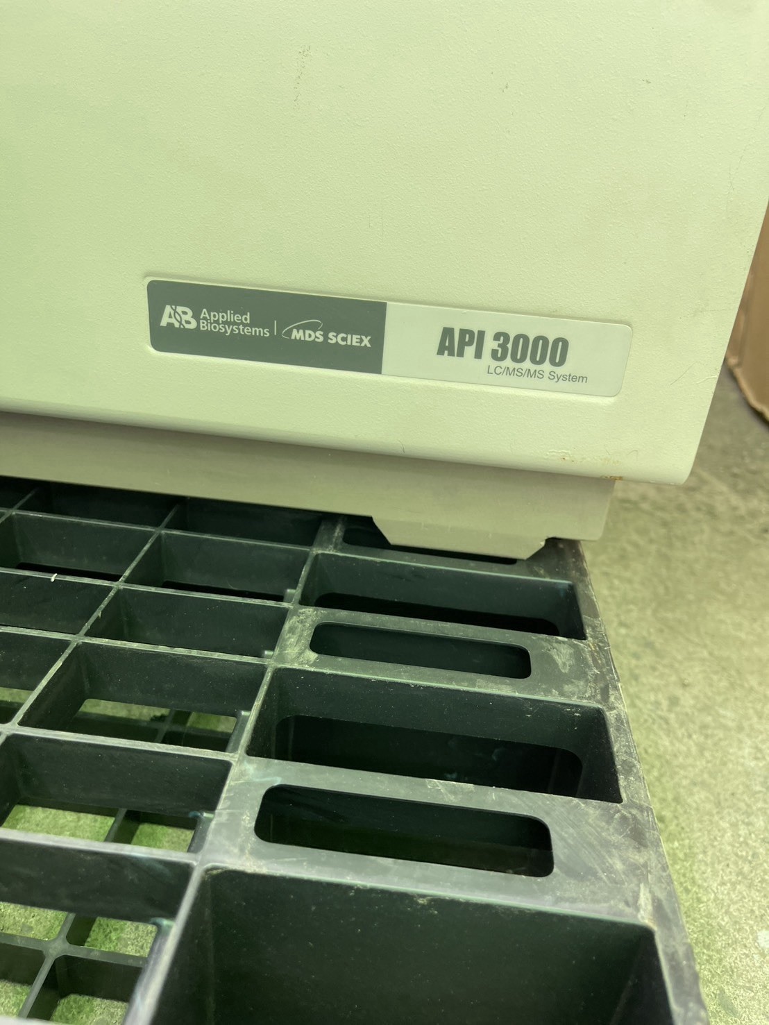 API 3000 LC/MS/MS Triple Quad Mass Spectrometer w/ TurboIonSpray ESI Source