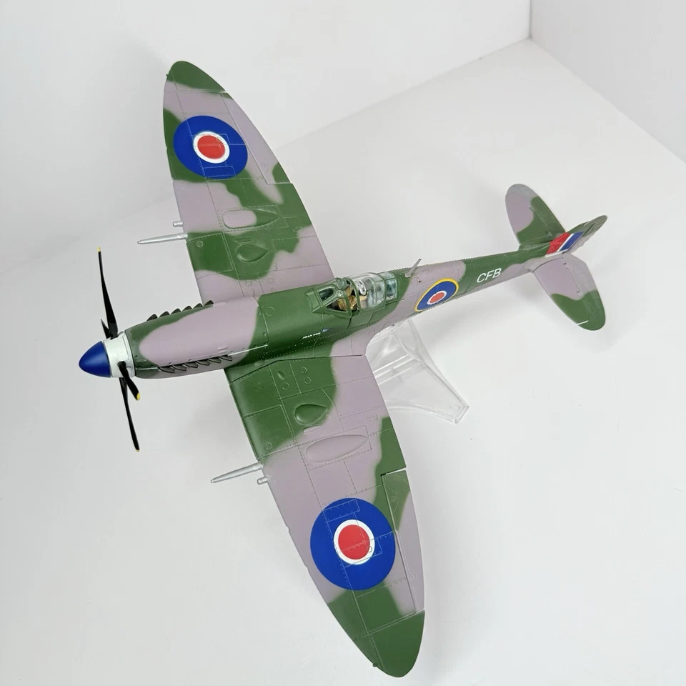 UNIMAX Forces Of Valor Spitfire Mark IX 1:32 Scale No. 134 Wing Netherlands - Image 4 of 4