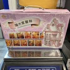 DIY Miniature Dollhouse Damaged Box