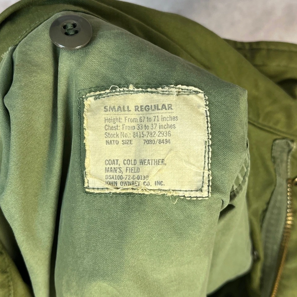 Abrigo de campo vintage 1972 del ejército de Estados Unidos clima frío M65 chaqueta de campo parche de águila talla S Foto 3 de 4