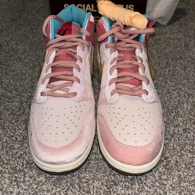 Nike Dunk Mid Social Status Strawberry milk. Size 11.5 used No box s-l400.jpg main image 4