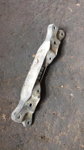 BMW 5er E39 Getriebeträger 1092477