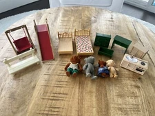 Vintage 1985 Calico Critters Sylvanian Lot Of Figures And Furniture