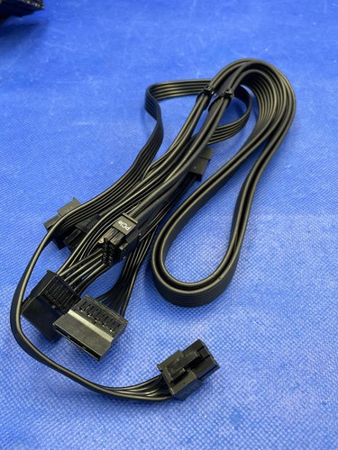 Corsair RM850e (2023) Fully Modular Power Supply - ATX 3.0 (CABLES ONLY) - Afbeelding 3 van 6