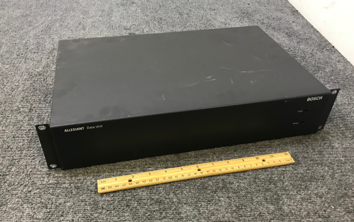 Bosch LTC 8568/00 Allegiant Data Signal Distribution Unit (Unit Only)