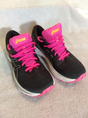 Asics Womens GT-2000 Black Running Shoes, Size: #US31+