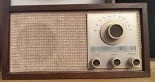 Vintage KLH Model Twenty One FM Table Radio Walnut w Matching Speaker