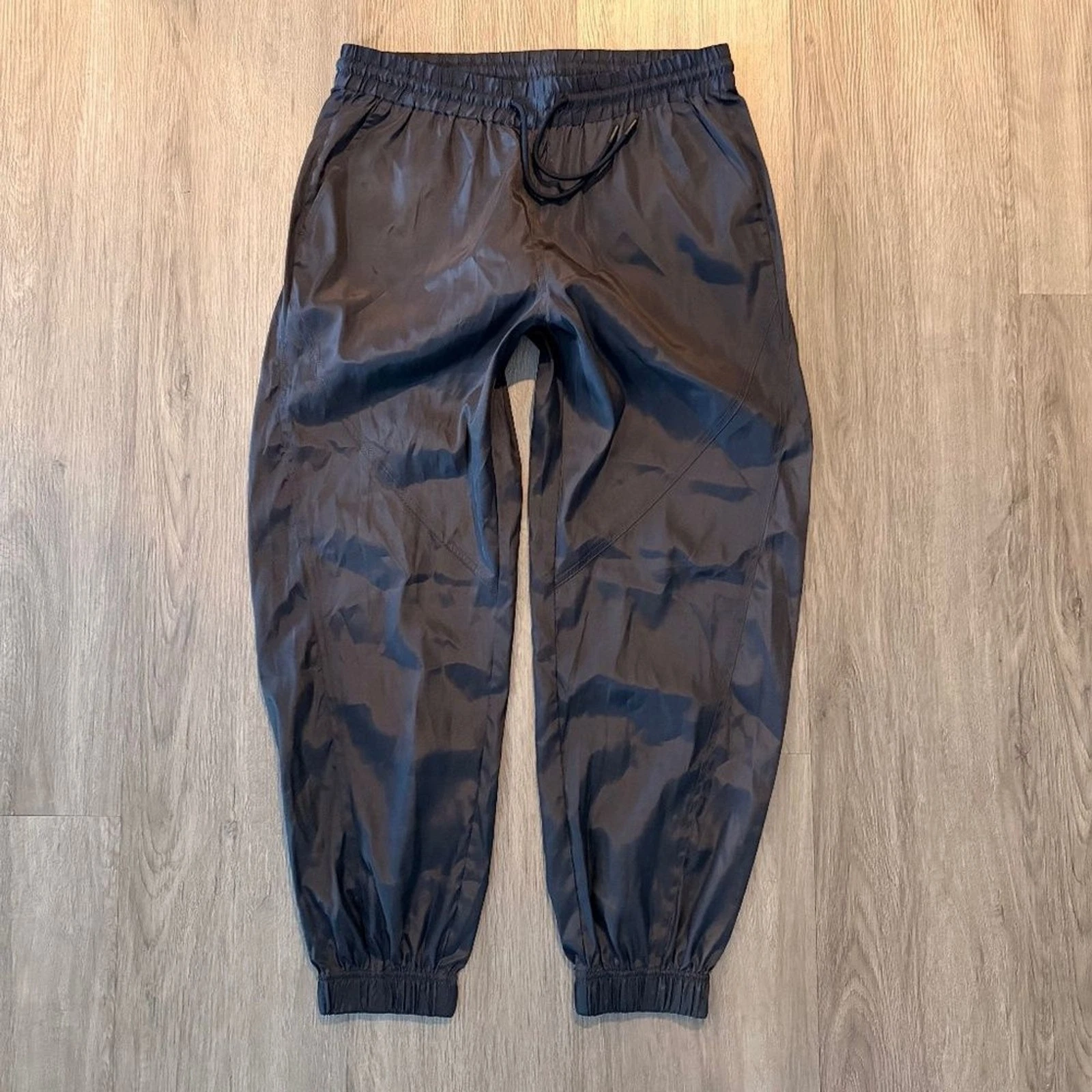 AG Adrian Goldschmied Men's Nylon Jogger Pants Sz M NEW $195!!