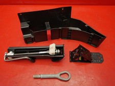 Wagenheber Mercedes W211 S211 E-Klasse Halter Bordwerkzeug A2115830215 Org /E60 Wagenheber Mercedes W211 S211 E-Klasse Halter Bordwerkzeug A2115830215 Org /E60