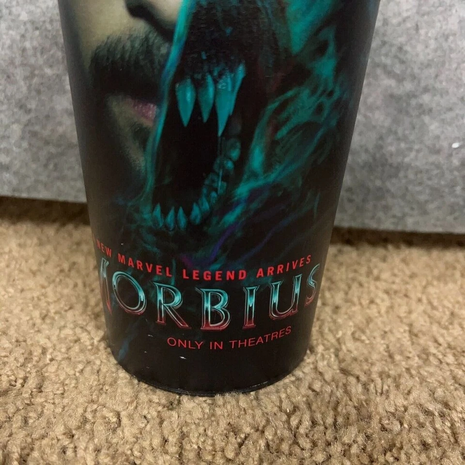 Taza Coleccionable Morbius 44 OZ Cine Marvel 2022 Gráfico Sin Tapa Nueva Foto 2 de 4
