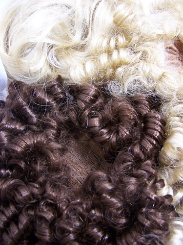 Lot of 3 Blonde and 1 Dark Brown Curly Hair for Dolls - Picture 9 of 9