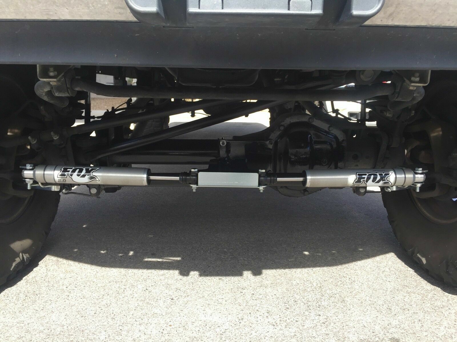 Kit estabilizador de dirección doble Fox 2.0 para Ford F250/F350 2005