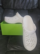 Crocs floral cut out classic clog chalk color M7 W9