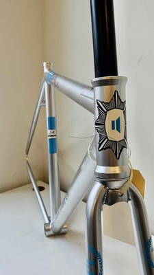 NOS Volume Cutter V1 Silver/Raw Frame & Fork 53cm Eng. Thread BB