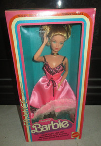 Poupée Barbie promotion 1997 remise des diplômes Barbie
