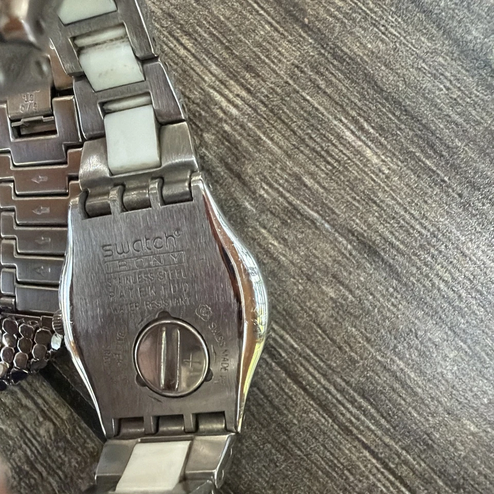 Swatch Watch Lot of 2 Women’s Watches Swiss Made - Image 3 of 4