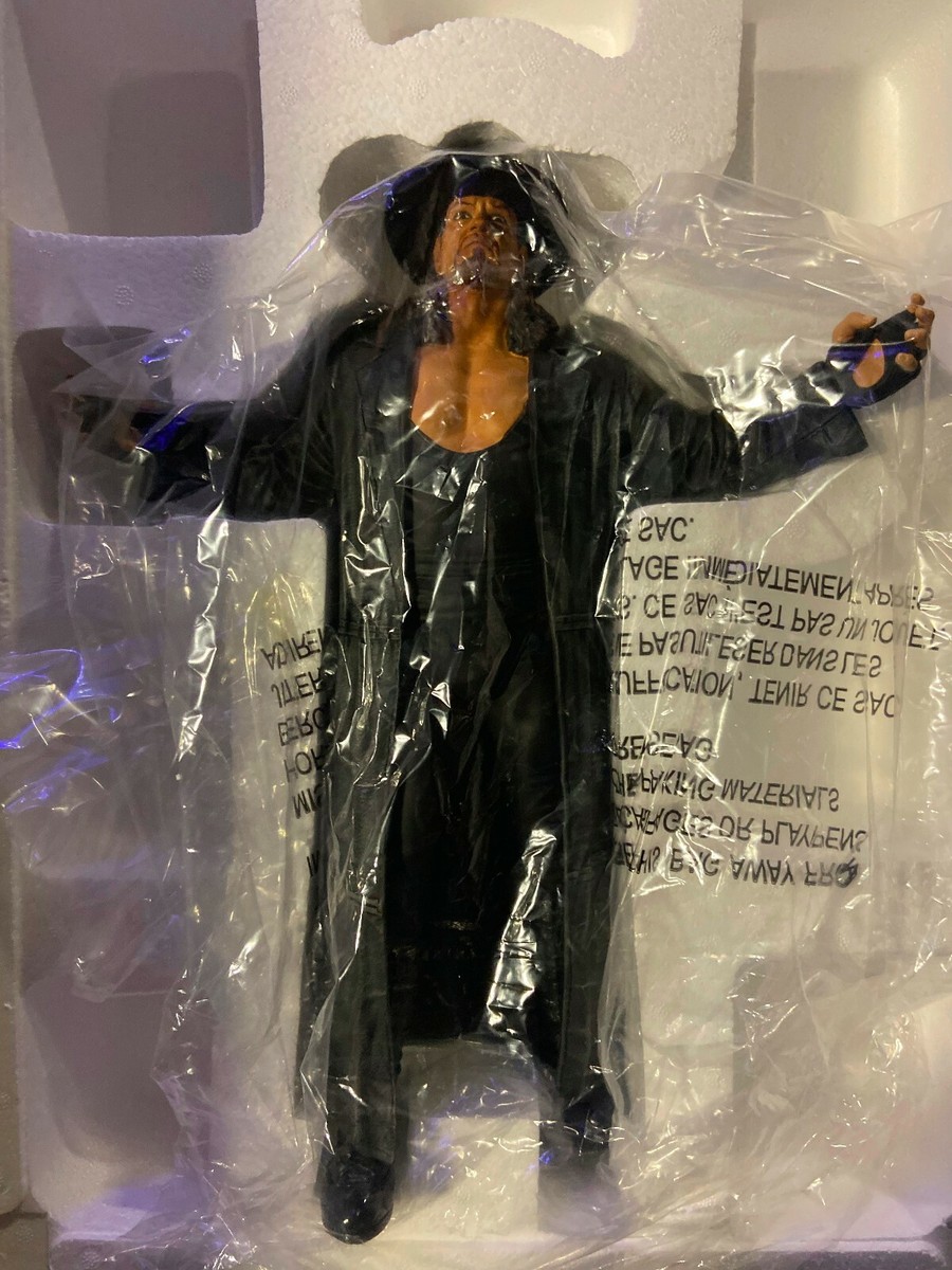 WWE ICONS Series UNDERTAKER Statue By McFarlane Special