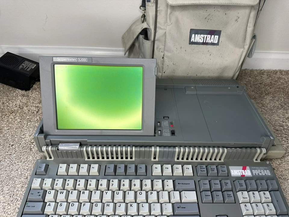 Computadora portátil vintage AMSTRAD PPC 640 Foto 3 de 4