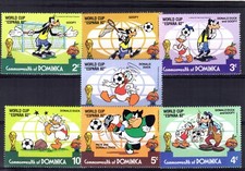 052+  TIMBRES  WALT DISNEY   SERIE  DOMINICA