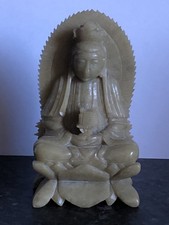 STUNNING ANTIQUE CHINESE CARVED SOAPSTONE BUDDHA FIGURE