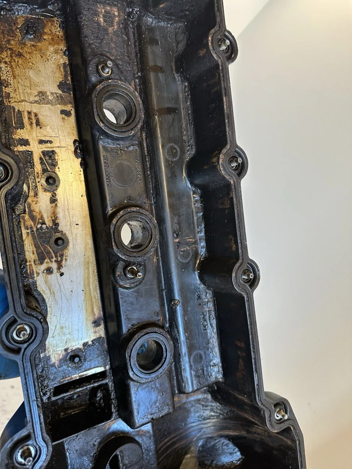 Valve Rocker Cover Left For Chrysler 300c 2.7 Petrol 2009 year p04892466ac - Image 3 of 4