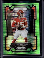2023 Panini Prizm Patrick Mahomes II Neon Green Pulsar #149 Chiefs