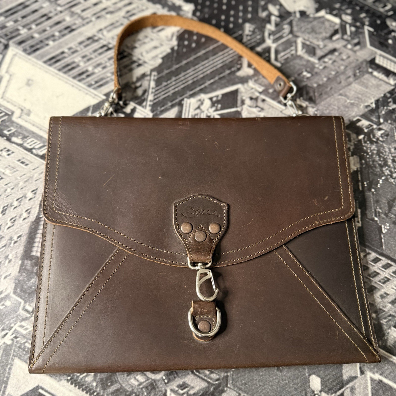 Saddleback Leather | Document Envelope Portfolio … - image 1