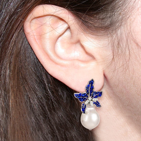 Sensuali Orecchini Zaffiro in Argento 925 Rodiato Oro Bianco con Perle di Fiume - Immagine 3 di 4