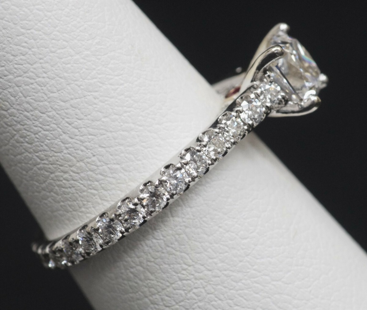 Michael Hill Grand Aria Engagement Ring 0.95ct CTR Cushion Michael Hill Grand Aria Engagement Ring 0.95ct CTR Cushion