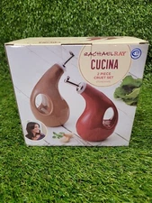 New Rachel Ray Cucuna 2piece Cruet stoneware set ( open box new)