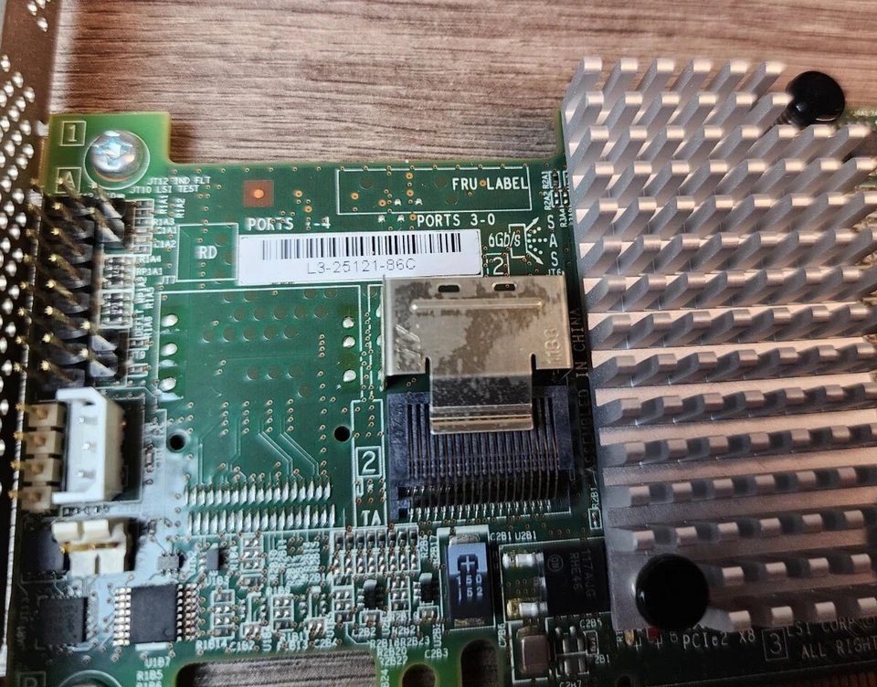 LSI Express MegaRAID SAS L3-25121-86C RAID Controller Card - Image 2 of 3