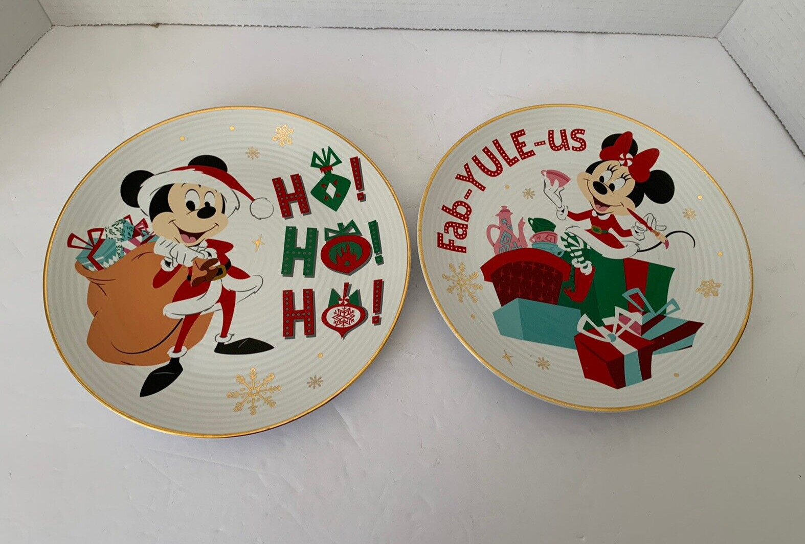 Disney Parks Mickey & Minnie Decorative Christmas 8” Plates Gold Rim - Set of 2