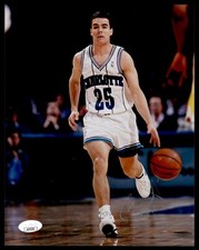 TONY BENNETT SIGNED 8X10 WITH JSA COA - CHARLOTTE HORNETS