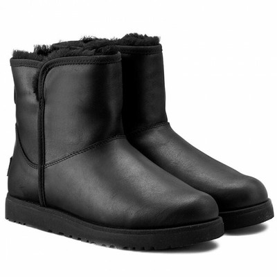 ugg cory leather black