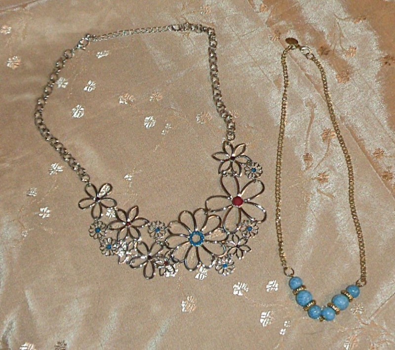 2 VTG Chokers 1 silver tone with flowers and 1 gold tone with 6 blue stones, NEW
