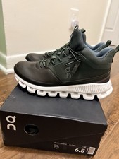 Oncloud Women Size 6.5
