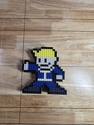 PDP Pixel Pals #003 - Fallout 4 Vault Boy Vinyl Light-up 8-Bit Figurine