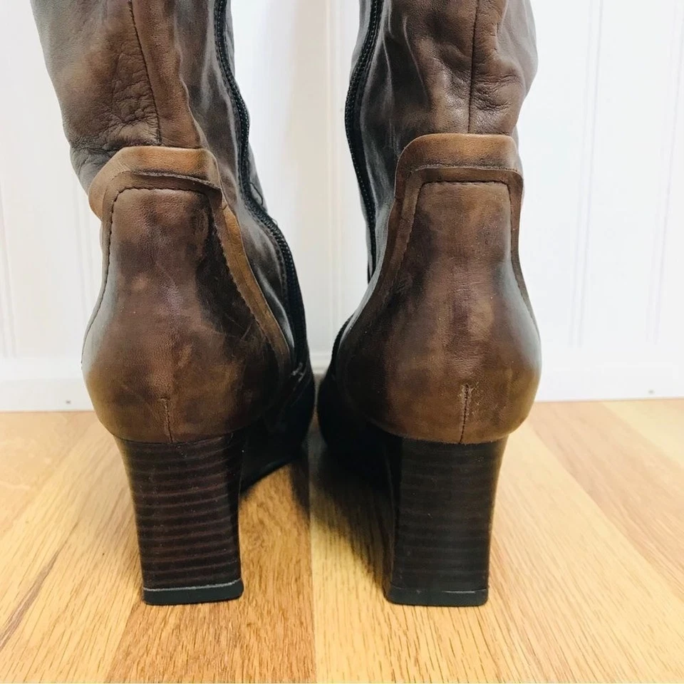 Bota hasta la rodilla de cuero EARTHIES talla 7 marrón tacón de cuña desgastado otoño Y2K Foto 4 de 4