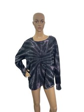 Torrid Active Women s Plus Size 1X Moisture Wicking Tie Dye Sweatshirt