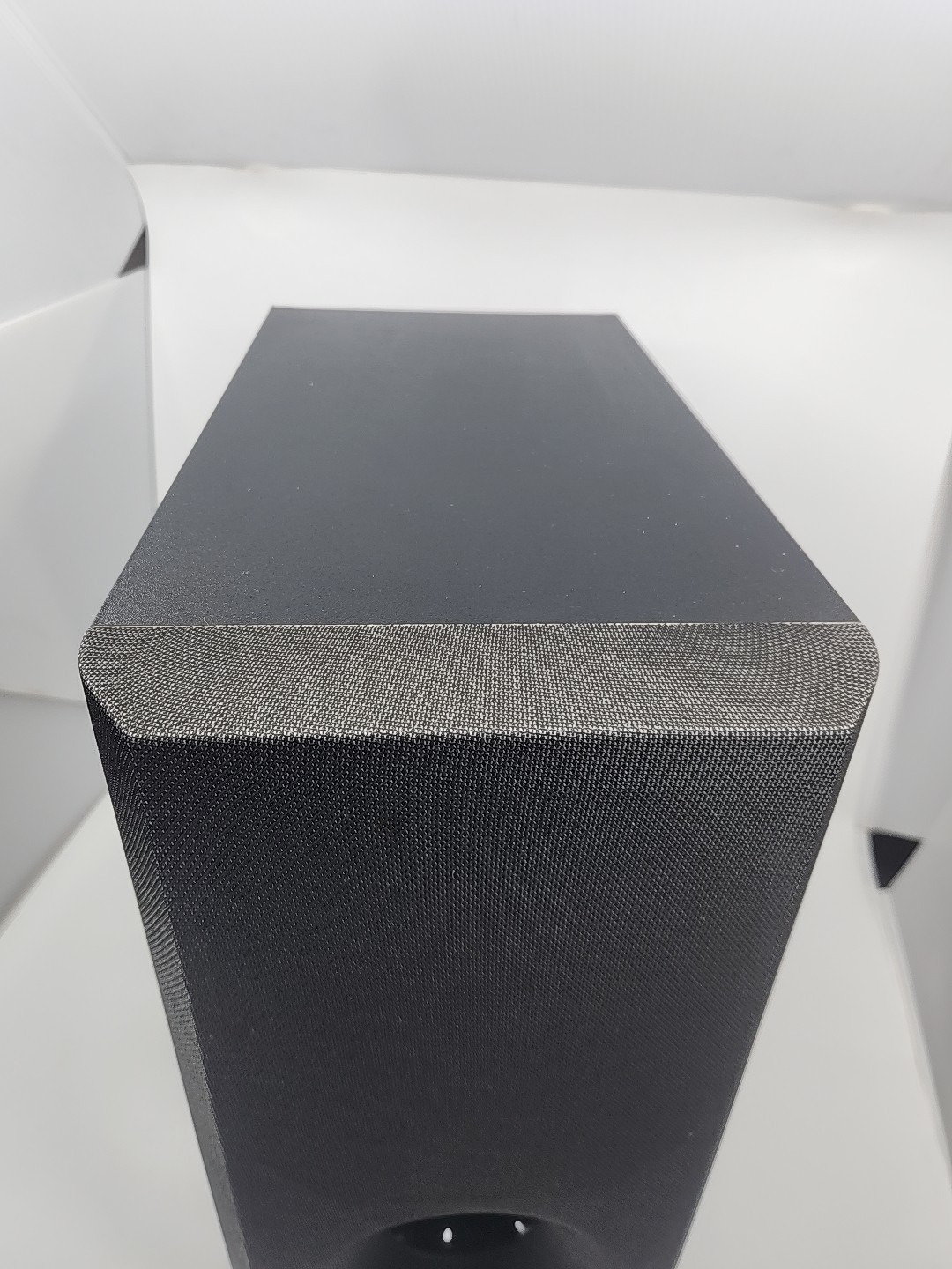 Yamaha SW-201 Powered Subwoofer. 42-50 Watts. 30-200Hz  Tested. Good!