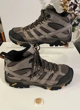 Merrell Moab 2 Mid Ventilator Hiking Boots J06045 Walnut Vibram  Mens Sz 10M