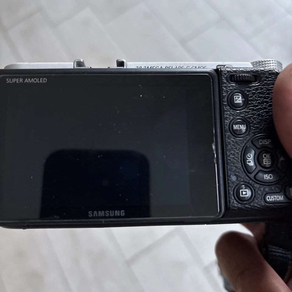 Lente Samsung NX NX500 28,2 MP para cámara digital Plus 20-50 mm Foto 2 de 4