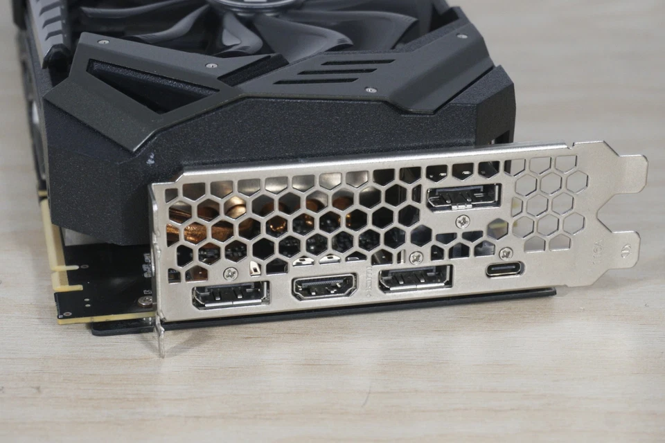 Scheda video GPU RTX 2080 Super 8GB Palit Gamerock - Immagine 4 di 4